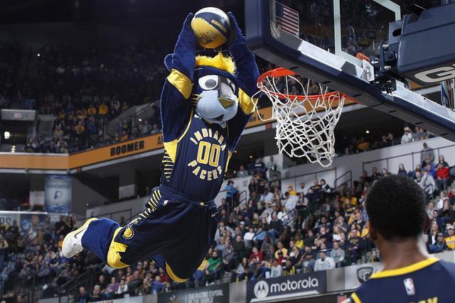 下届还有李凯尔吗 苏群:我的理解他是一次一签