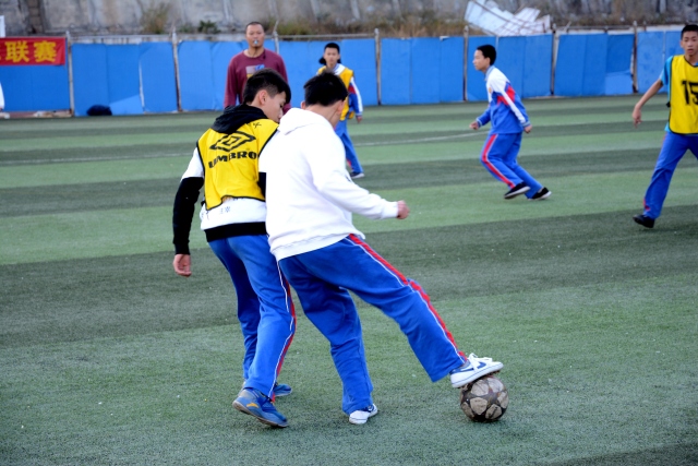 格林三节26分火箭大胜开拓者 骑士力克森林狼