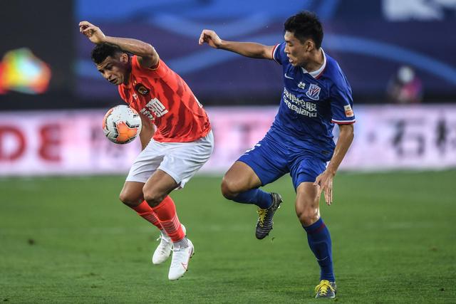 英超圣诞赛程:利物浦常规掉链子 曼城出低谷?